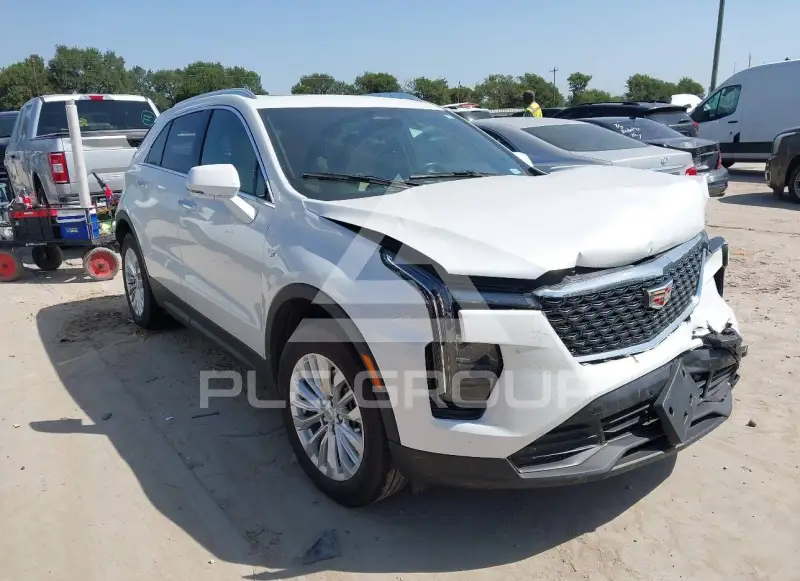 2024 Cadillac XT4 фото