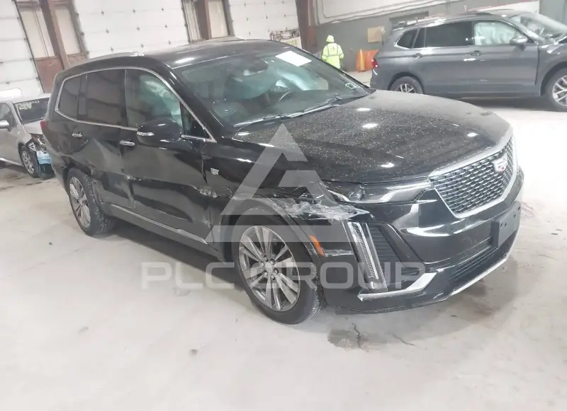 2024 Cadillac XT6 фото
