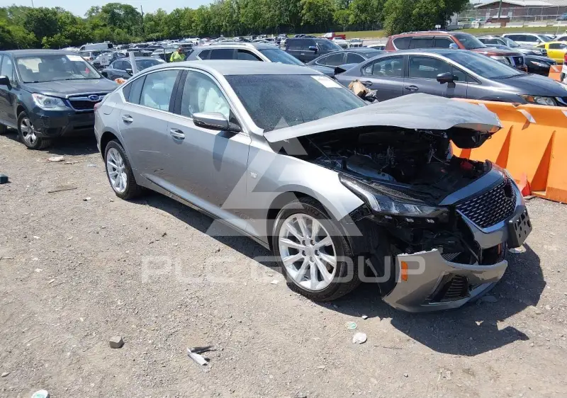2024 Cadillac CT5 фото