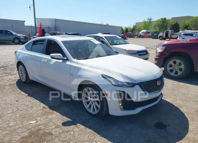 2024 Cadillac CT5 фото