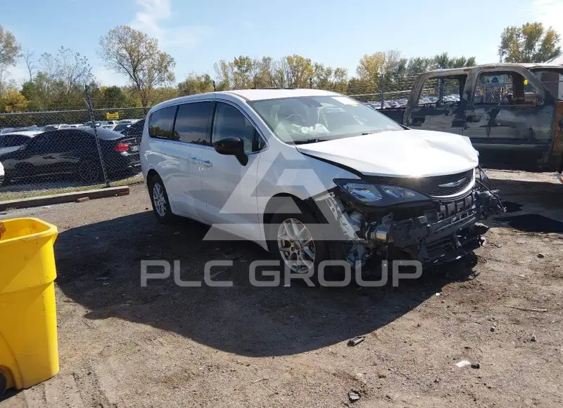 2024 Chrysler VOYAGER фото