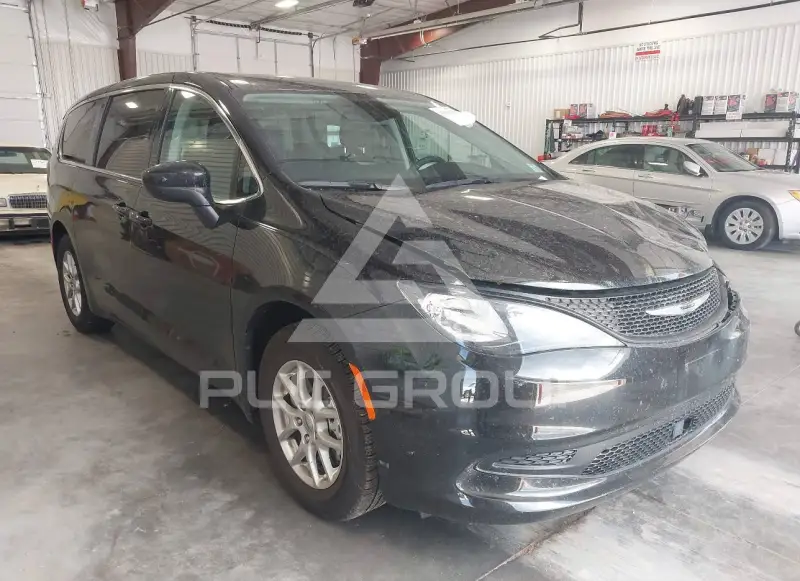 2024 Chrysler VOYAGER photo