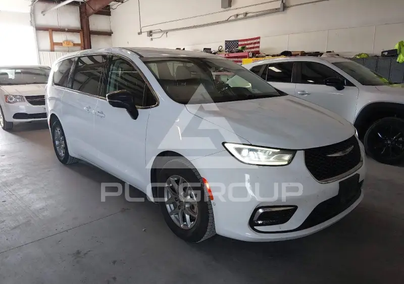 2024 Chrysler PACIFICA фото
