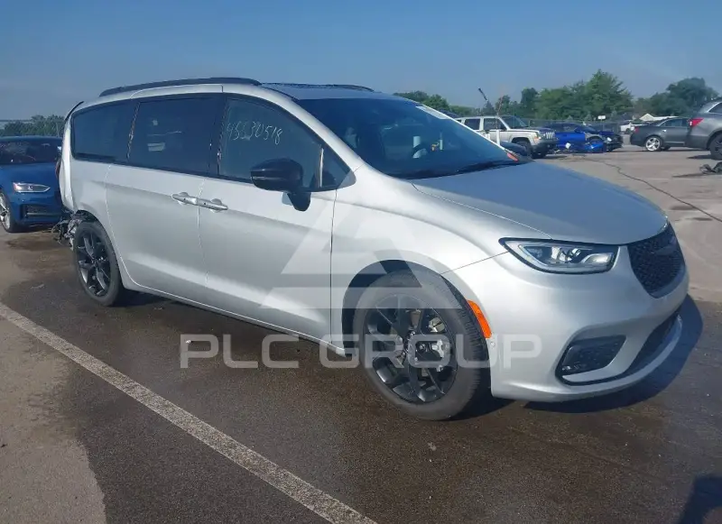 2024 Chrysler PACIFICA фото