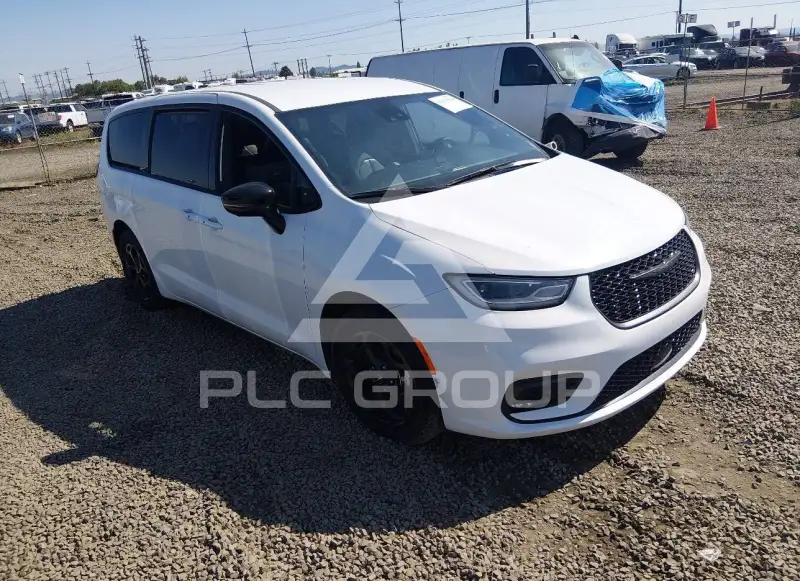 2024 Chrysler PACIFICA фото