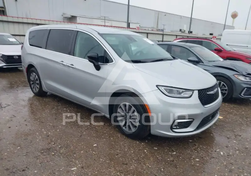 2024 Chrysler PACIFICA фото