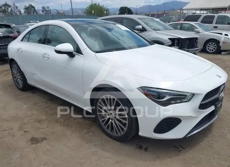 2024 Mercedes Benz Cla 250 фото