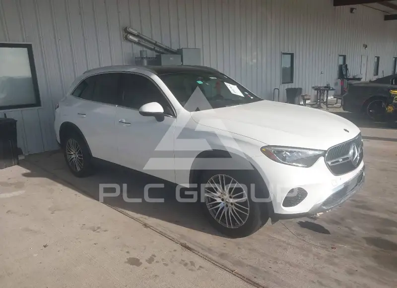 2024 Mercedes Benz GLC 300 фото