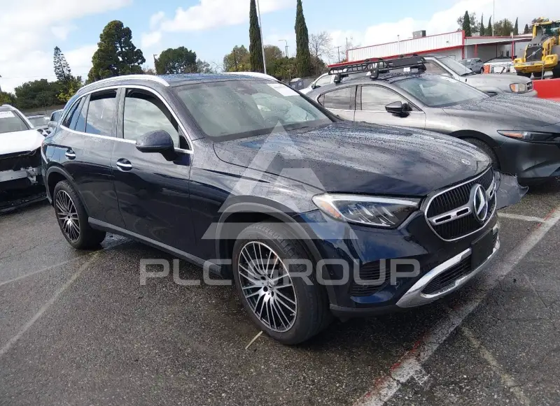2024 Mercedes Benz GLC 300 фото