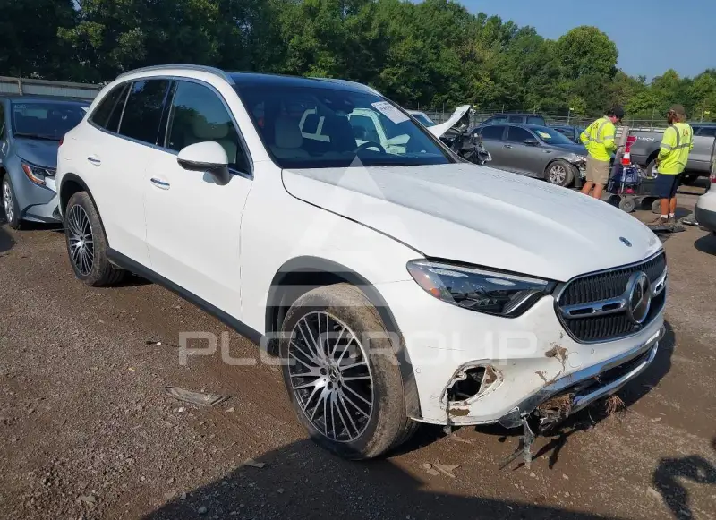 2024 Mercedes Benz GLC 300 фото