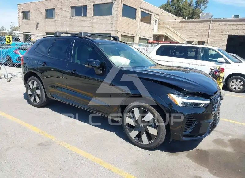 2024 Volvo XC60 фото