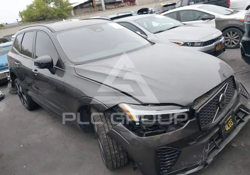 2024 Volvo XC60 photo