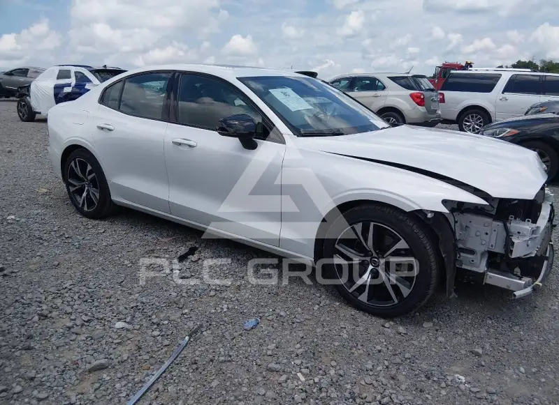 2024 Volvo S60 фото