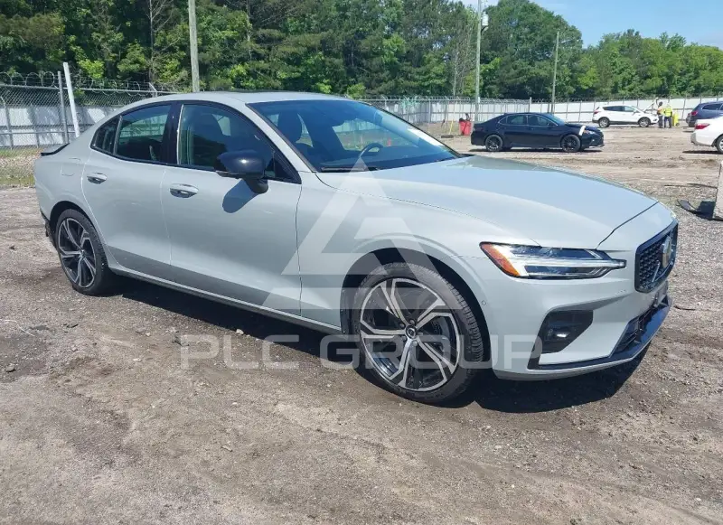 2024 Volvo S60 photo