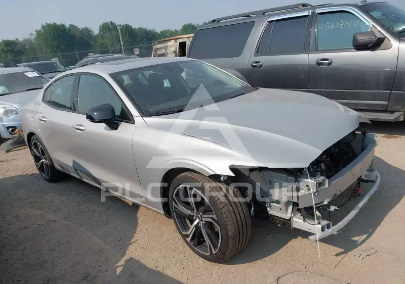 2024 Volvo S60 фото