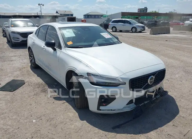 2024 Volvo S60 photo