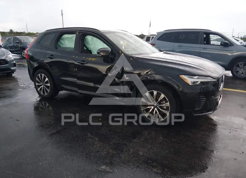 2024 Volvo XC60 photo