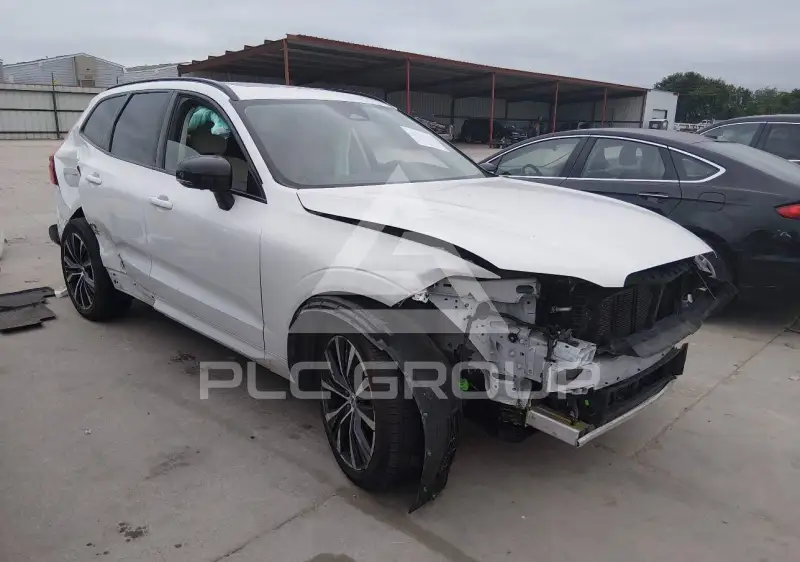 2024 Volvo XC60 фото