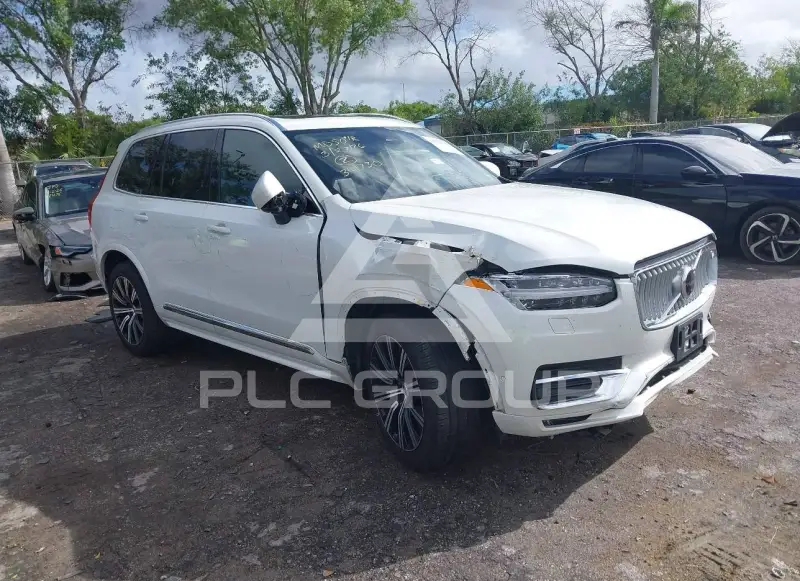 2024 Volvo XC90 photo