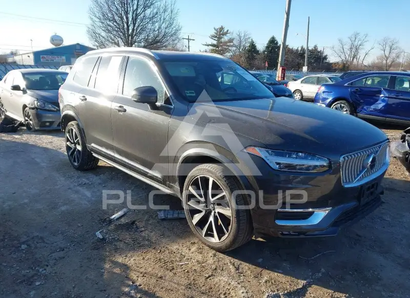 2024 Volvo XC90 фото