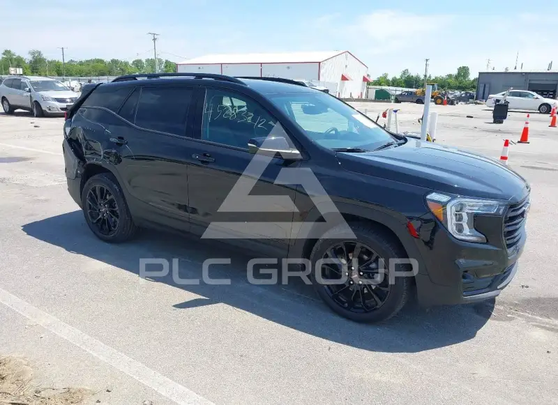 2024 GMC TERRAIN photo