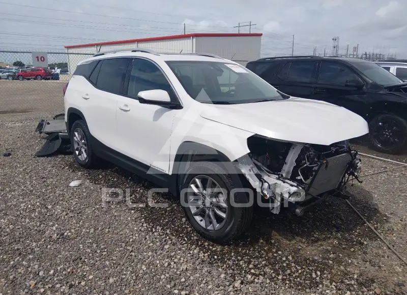 2024 GMC TERRAIN photo