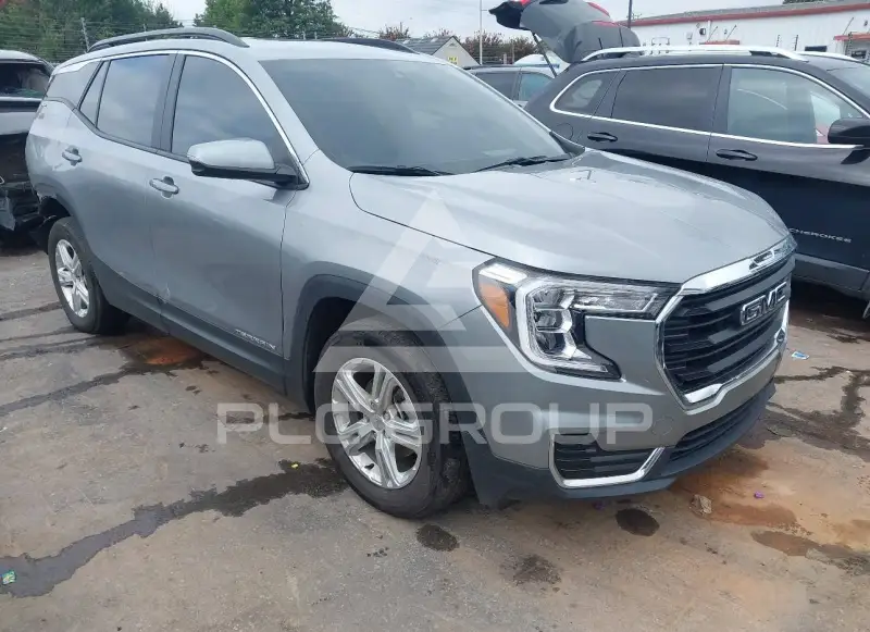 2024 GMC TERRAIN photo