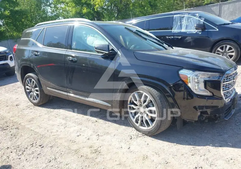 2024 GMC TERRAIN photo