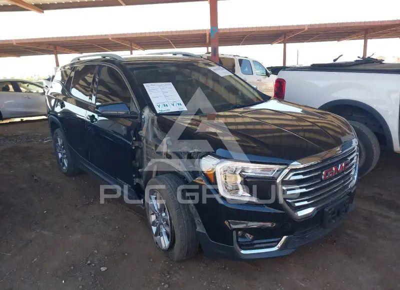 2024 GMC TERRAIN photo