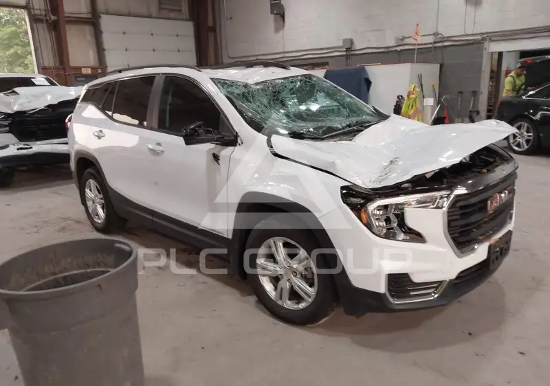 2024 GMC TERRAIN фото