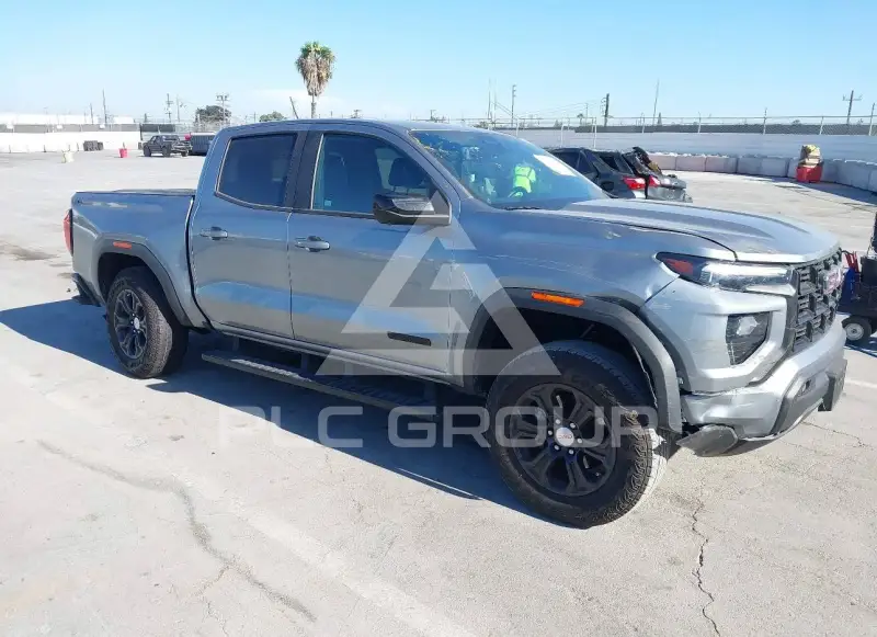 2024 GMC CANYON photo
