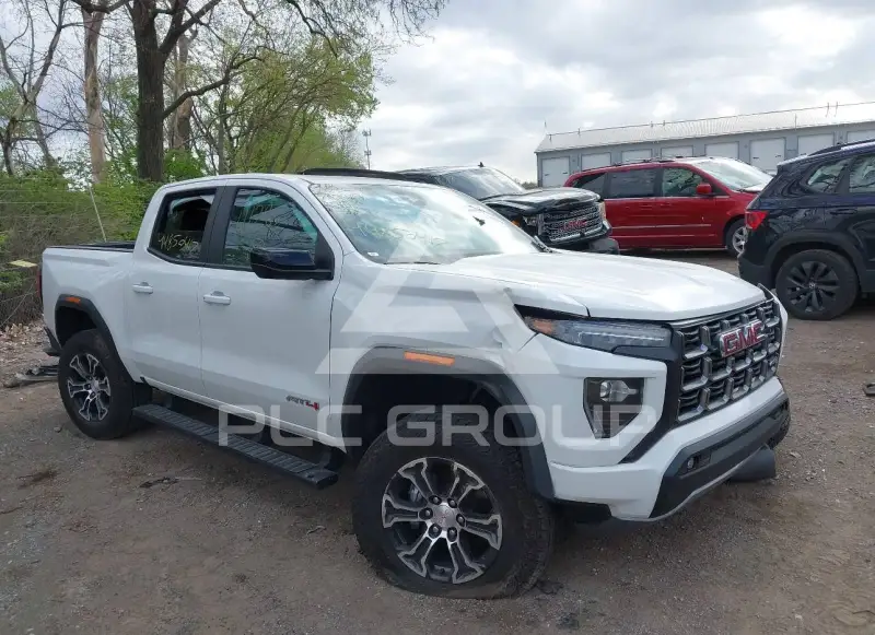 2024 GMC CANYON photo