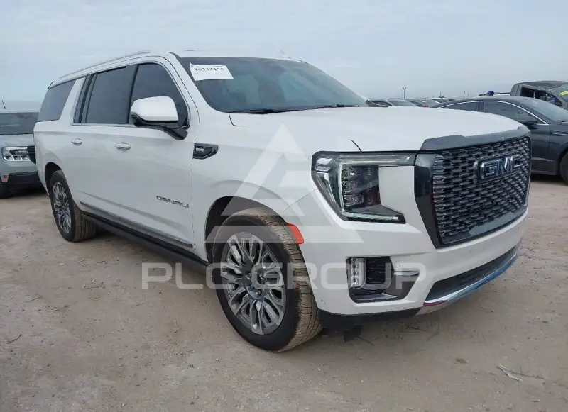 2024 GMC YUKON фото