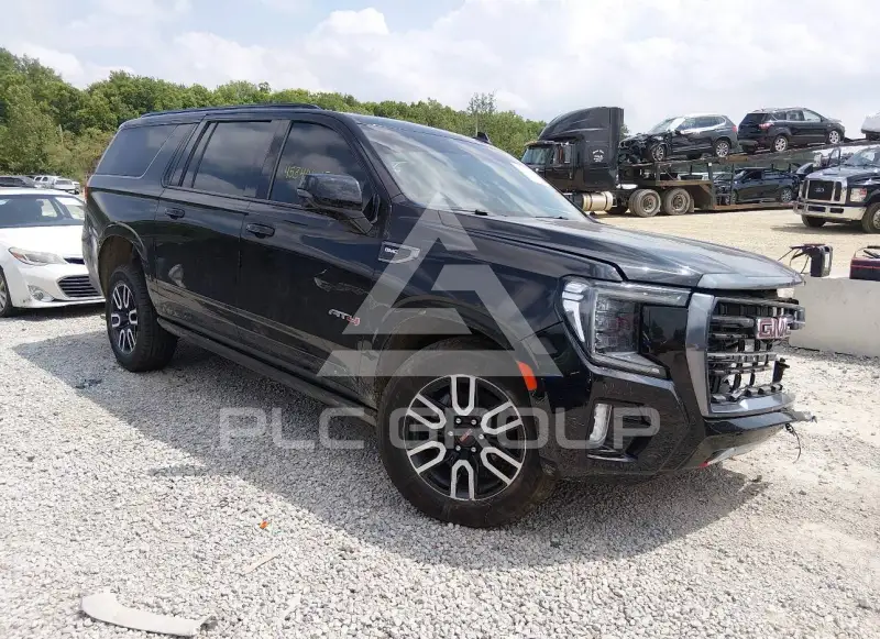 2024 GMC YUKON photo