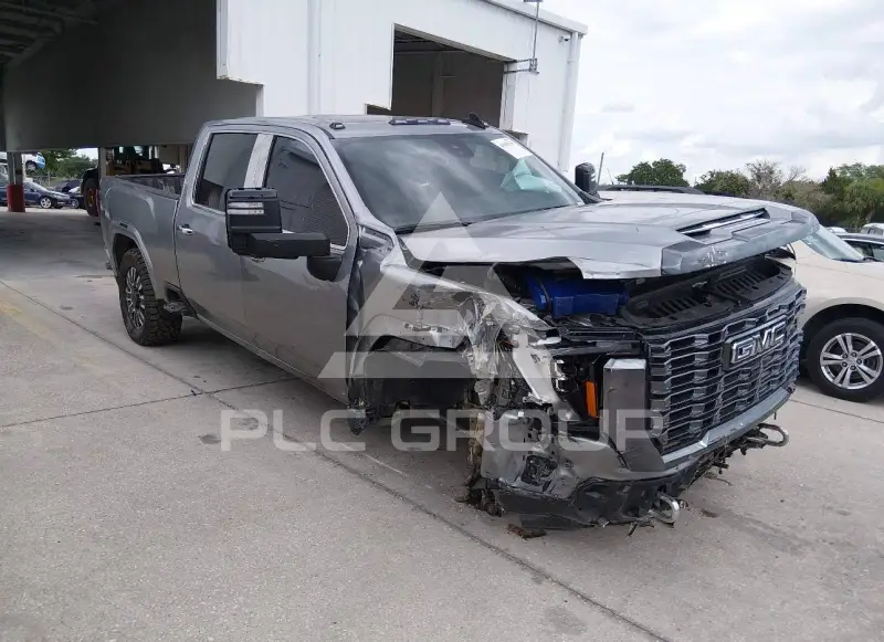 2024 GMC Sierra photo