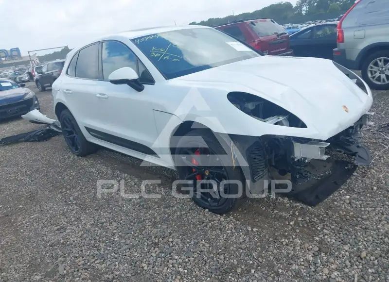 2024 Porsche MACAN photo