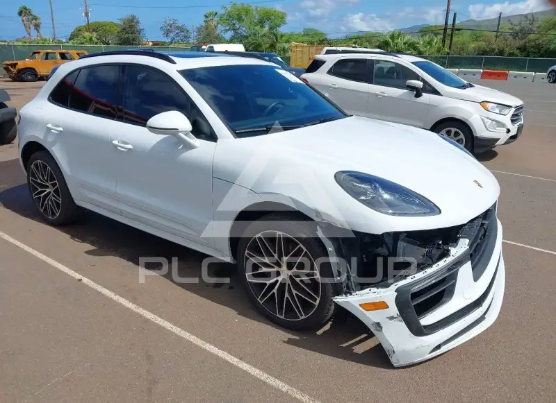 2024 Porsche MACAN photo
