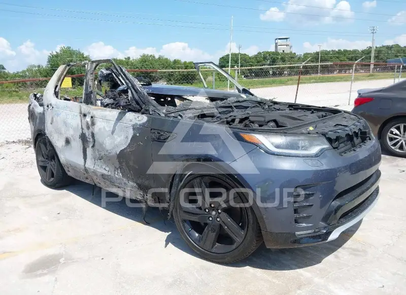 2024 Land Rover Discovery photo