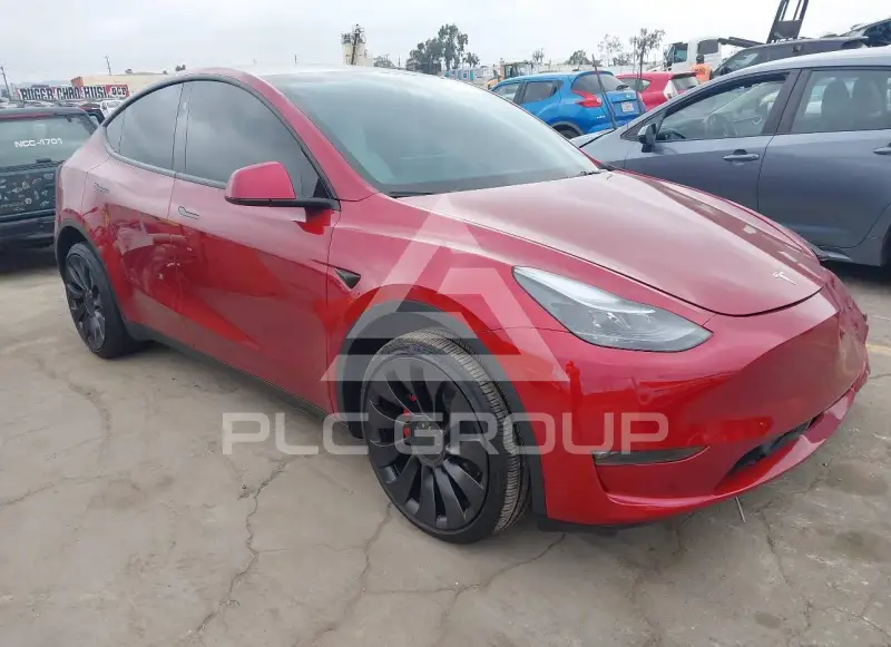 2024 Tesla Model Y фото