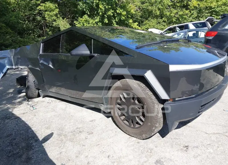 2024 Tesla Cybertruck фото