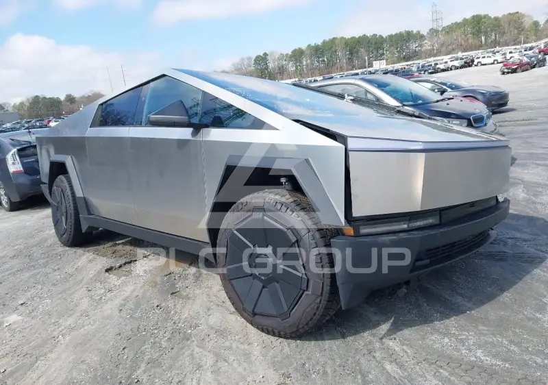 2024 Tesla Cybertruck фото