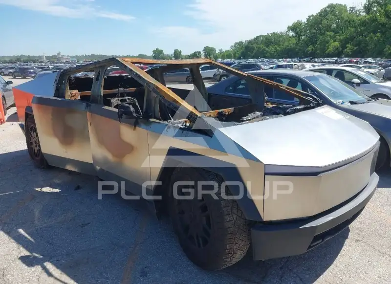 2024 Tesla Cybertruck photo