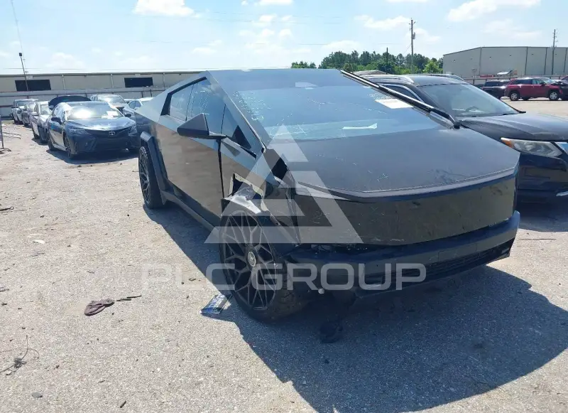 2024 Tesla Cybertruck фото
