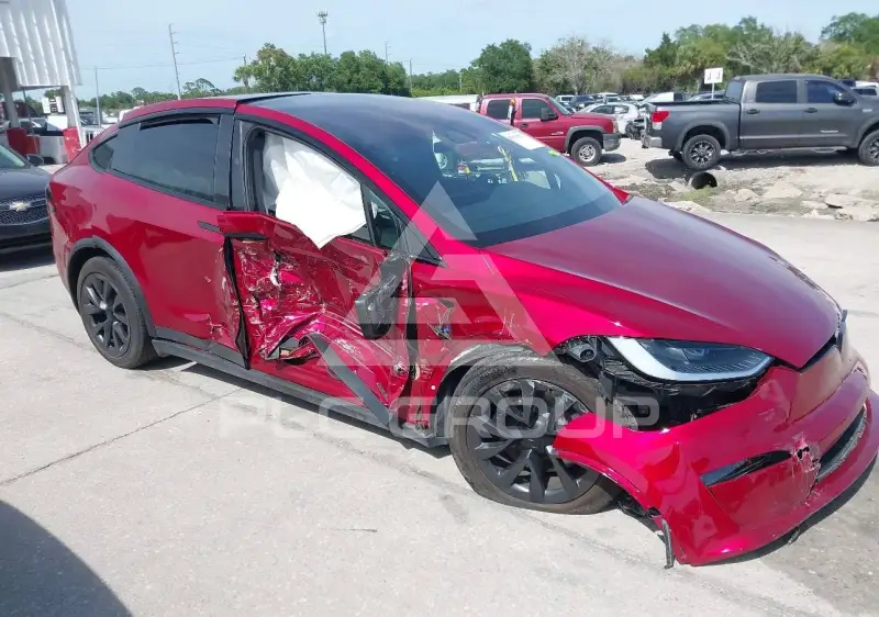 2024 Tesla Model X фото