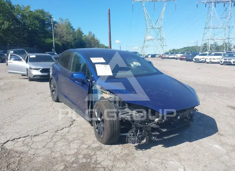 2024 Tesla Model X фото