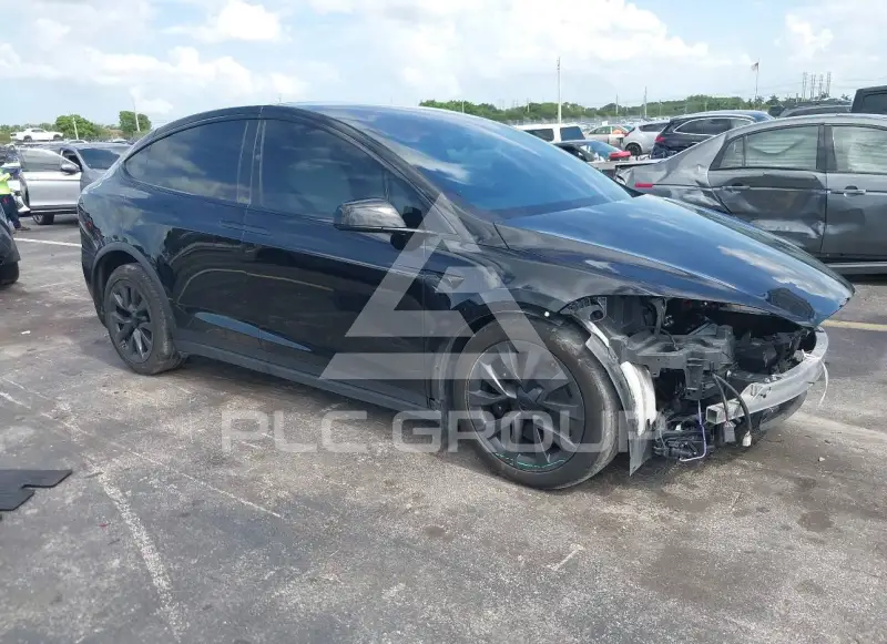 2024 Tesla Model X фото