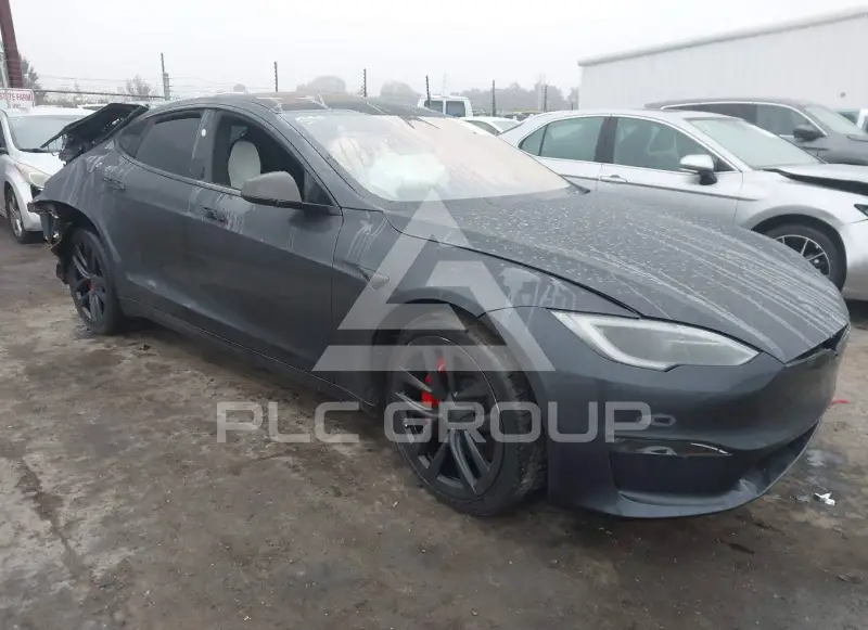 2024 Tesla Model S фото