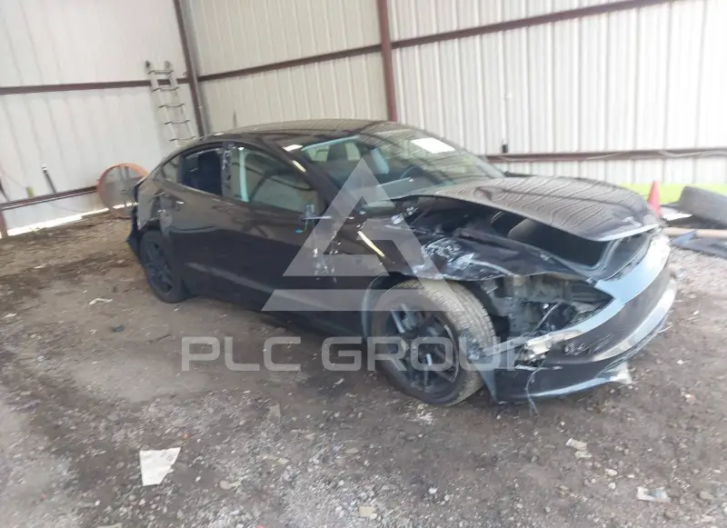 2024 Tesla Model 3 фото