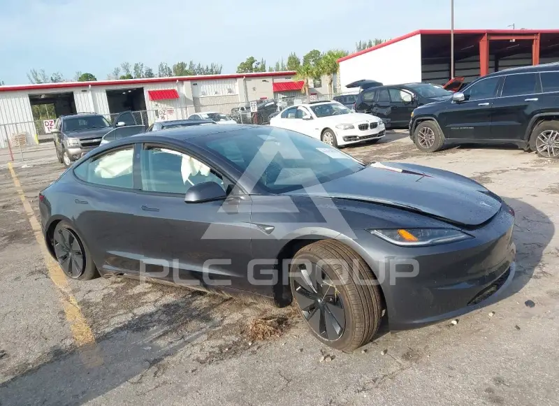 2024 Tesla Model 3 фото