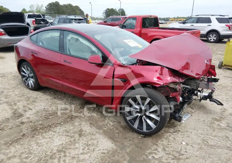2024 Tesla Model 3 фото